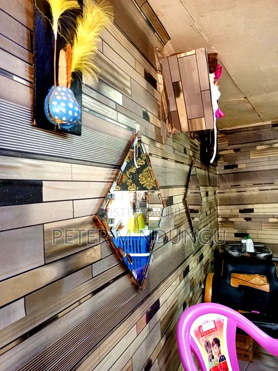 Salon on Quick Sale - Image 1