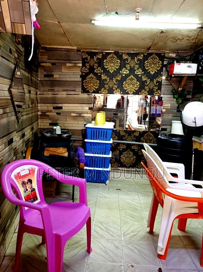 Salon on Quick Sale - Image 4