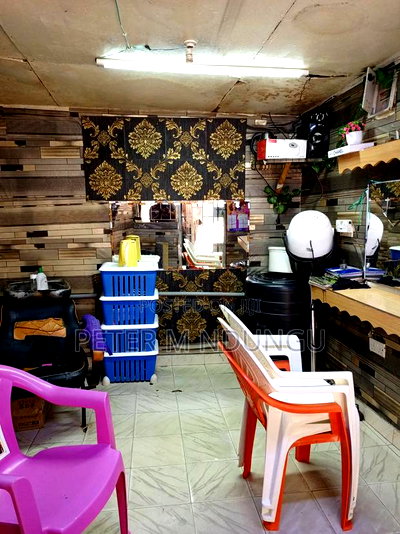 Salon on Quick Sale - Image 3