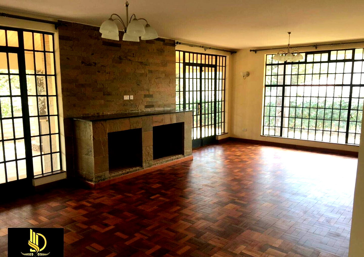 4-Bed Maisonette with Pool Area & DSQ – Karen Kerarapon