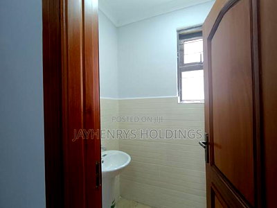 3bdrm House in Thome Estate for rent - Image 6