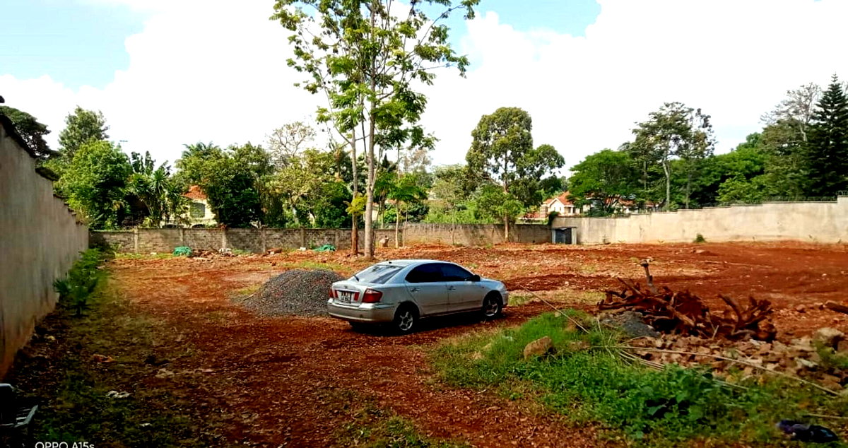 1-Acre Runda Plot with Garden