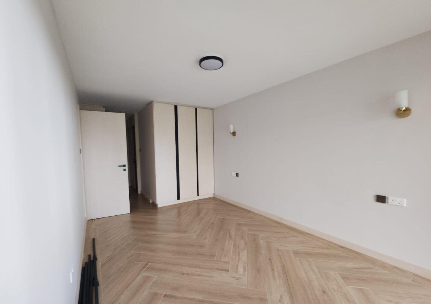 0.16 Acre 5BR Haven with Garden