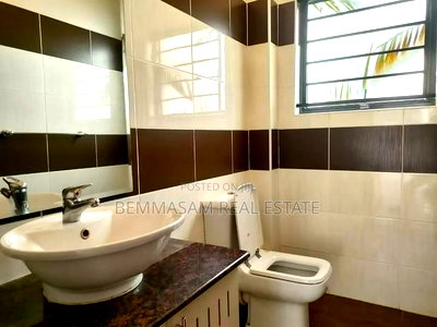 3bdrm Apartment in Westlands, Raphta Road Area for sale - Image 3