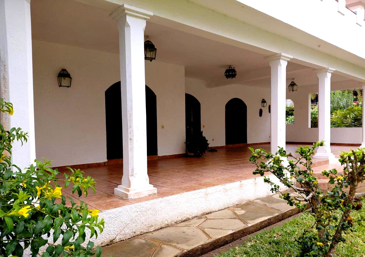 4BR Beachside Townhouse on Half-Acre – 3-Min Walk to Watamu Beach