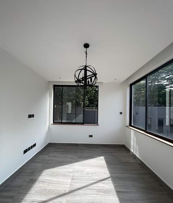 Pet-Friendly 5-Ensuite Townhouse with DSQ - Lavington Gated
