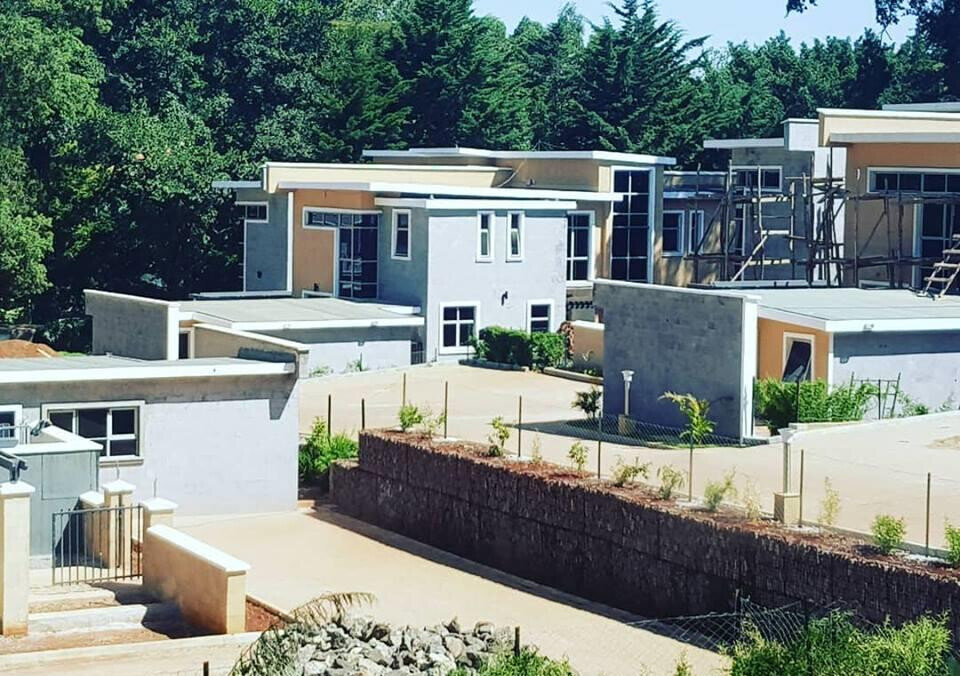 Ultra-Luxurious 5-Ensuite Villa with Study & Smart Tech – Karen