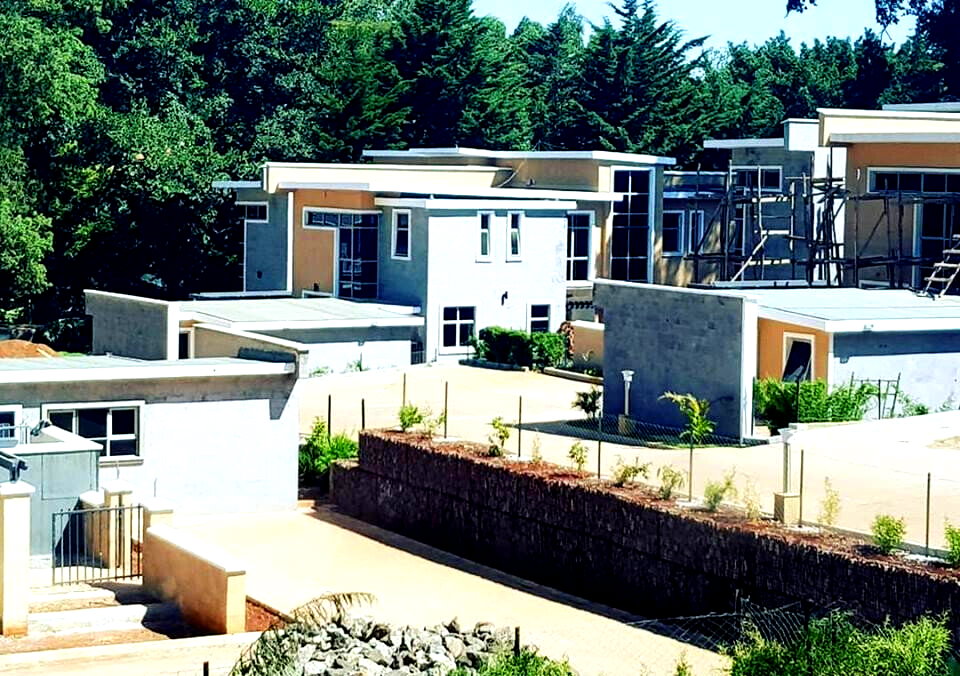 Ultra-Luxurious 5-Ensuite Villa with Study & Smart Tech – Karen