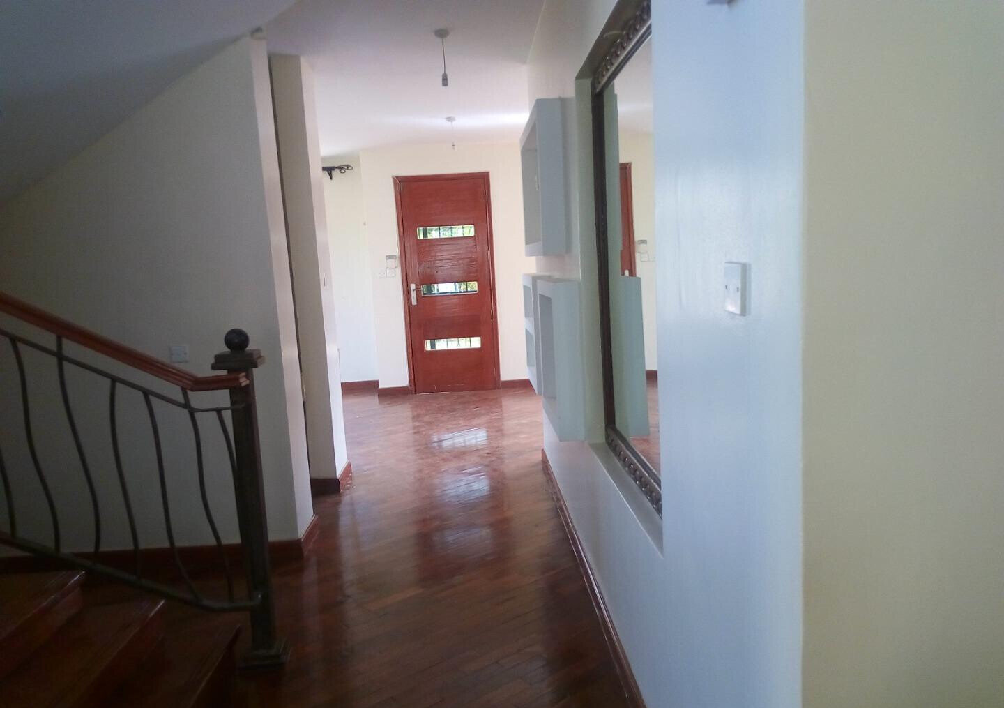 4BR Townhouse with Jacuzzi & Fireplace - Ridgeways