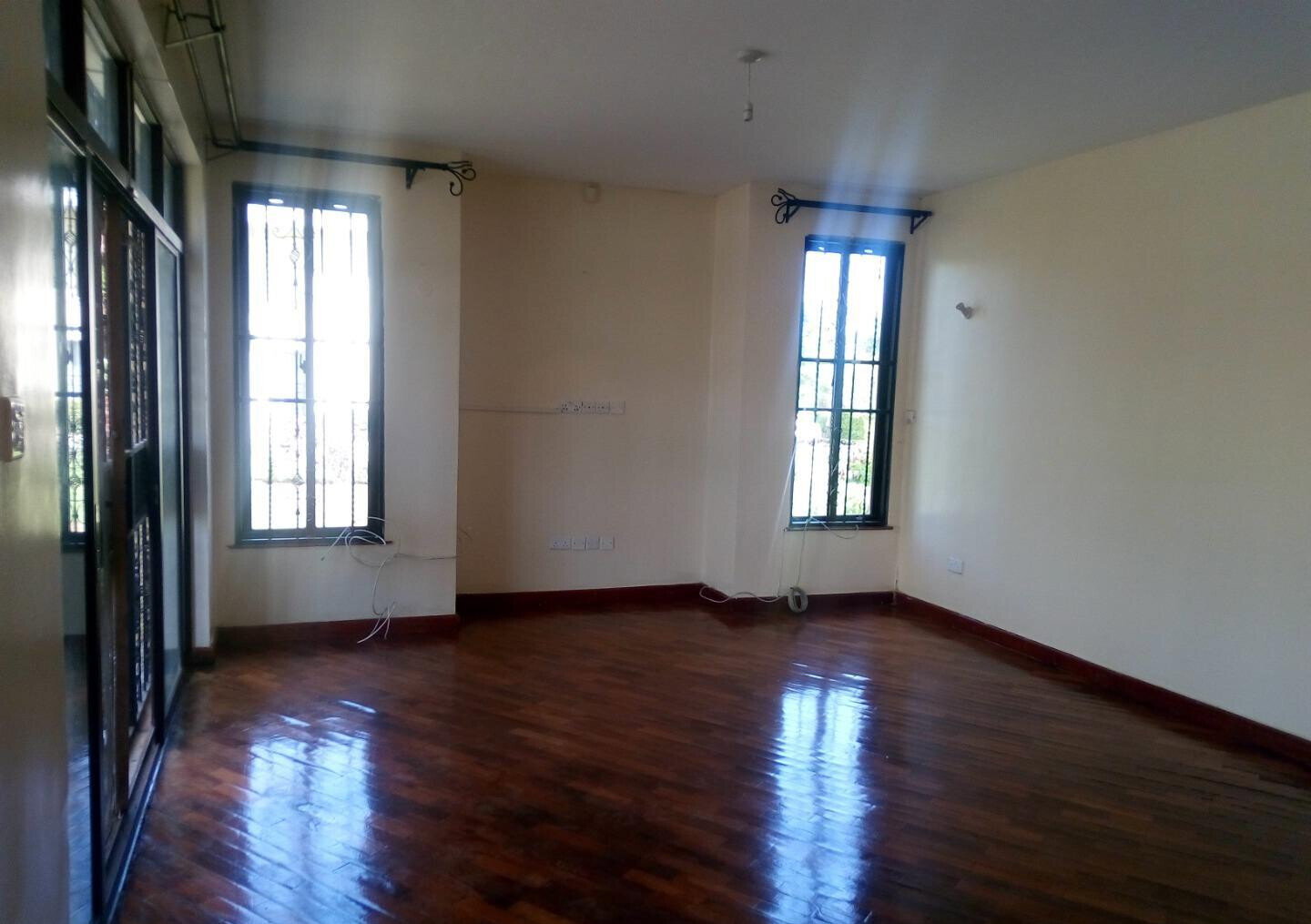 4BR Townhouse with Jacuzzi & Fireplace - Ridgeways