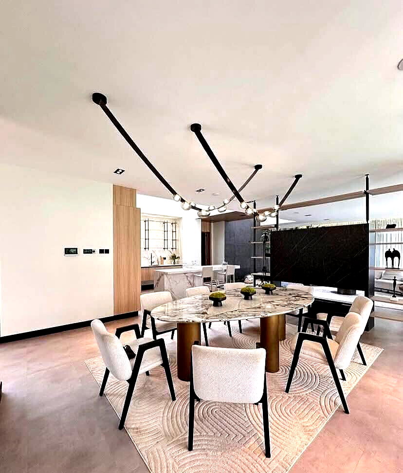 Smart 5-Bed Villa with Automated Systems - Riverside Drive