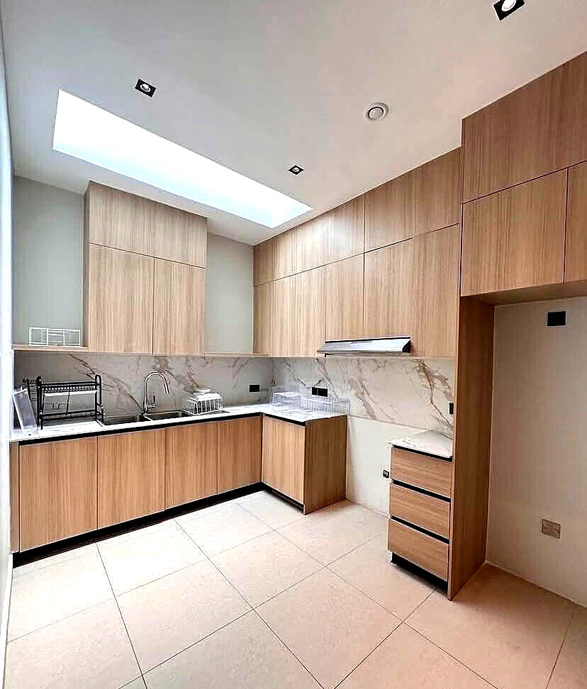 Smart 5-Bed Villa with Automated Systems - Riverside Drive
