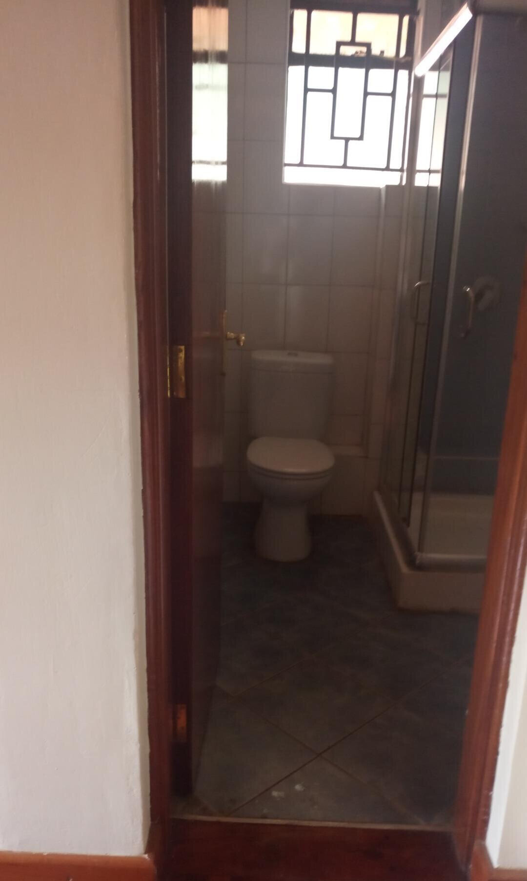4-Ensuite Townhouse with Attic Jacuzzi & DSQ - Lavington