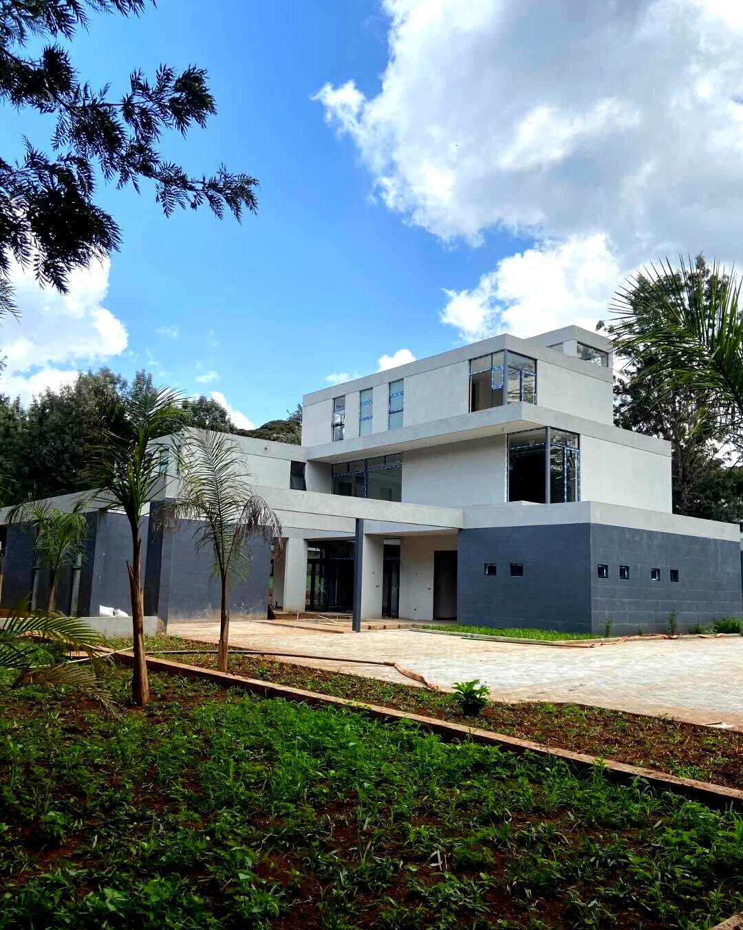 Under-Construction 5-Bed Luxury Villa – Windy Ridge, Karen