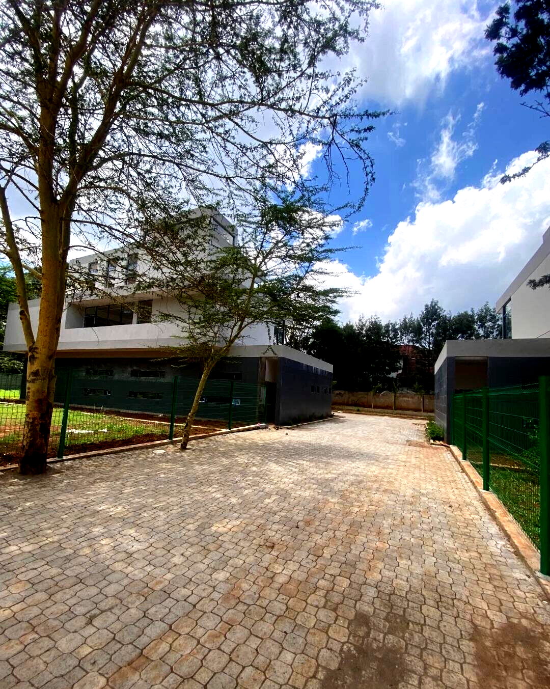 Under-Construction 5-Bed Luxury Villa – Windy Ridge, Karen