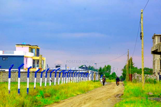 1/8th Acre Plots in Katani Ww^