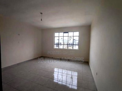 3bdrm Bungalow in Kitengela for sale - Image 11