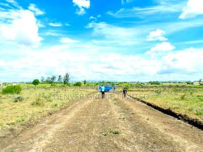 1,400,000 Land in Kamulu Residential - Image 1