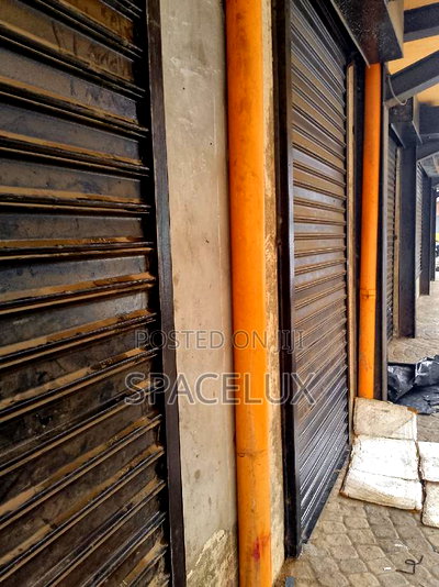 Ideal Shops Spaces - Image 1