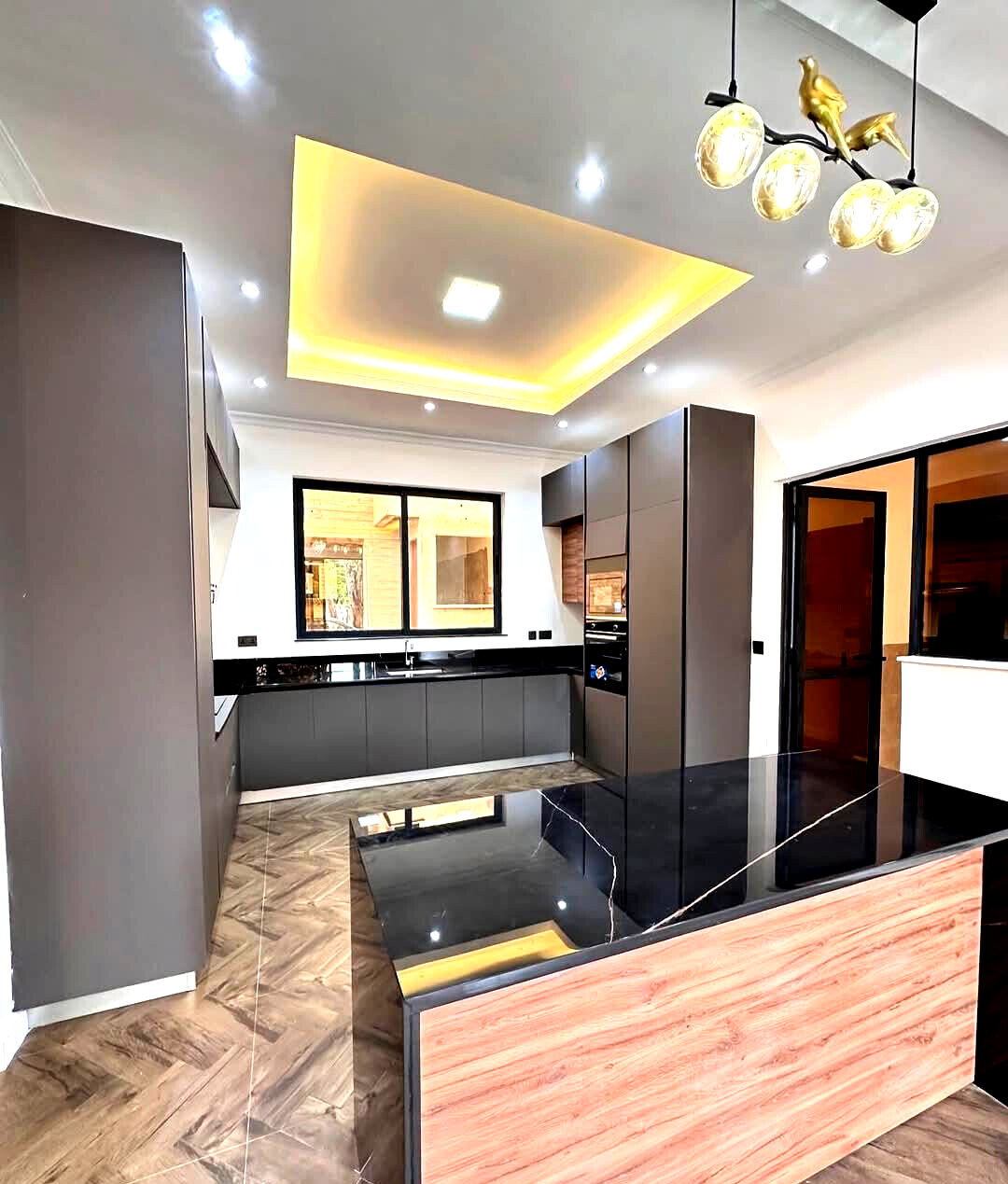 New 4-Ensuite Townhouse with DSQ & Solar Heating - Lavington
