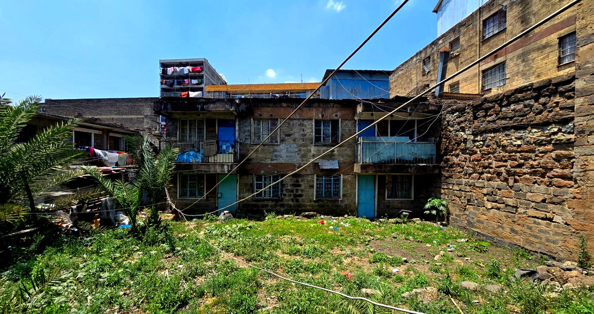 Quarter Acre Plot with Garden - Eastleigh