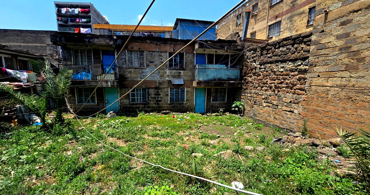 Quarter Acre Plot with Garden - Eastleigh