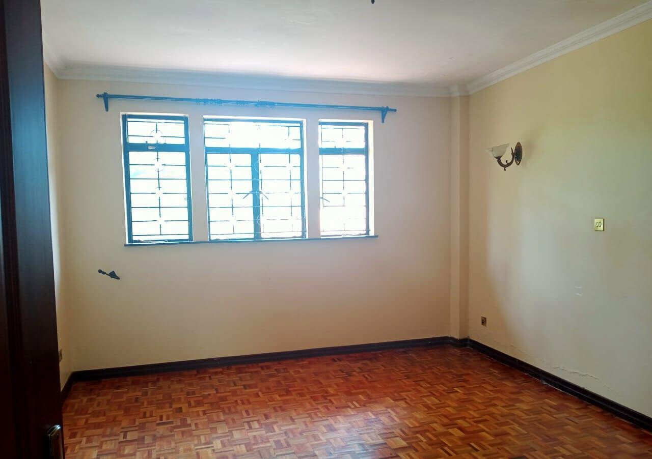 Half Acre 4BR Haven at KSh 350K