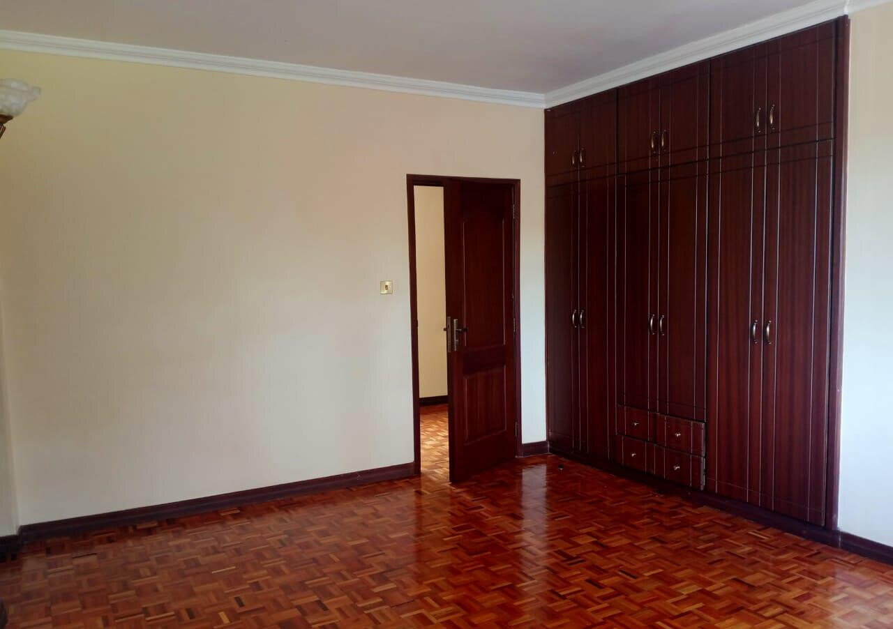 Half Acre 4BR Haven at KSh 350K