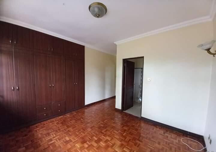 Half Acre 4BR Haven at KSh 350K