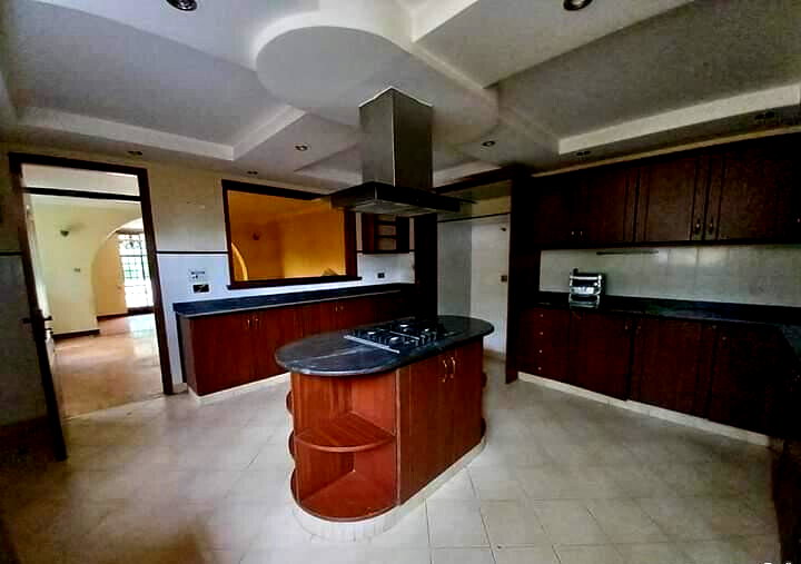 Half Acre 4BR Haven at KSh 350K