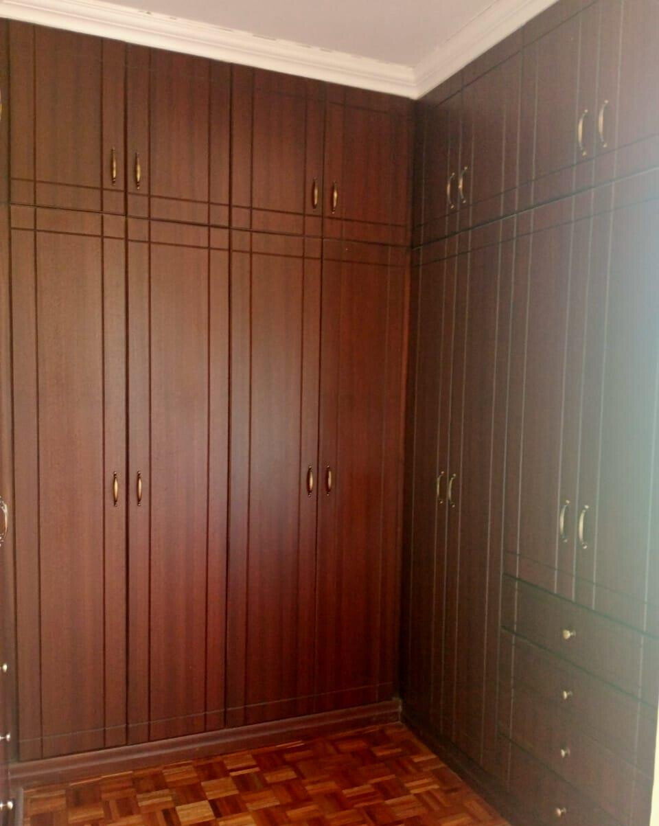 Half Acre 4BR Haven at KSh 350K