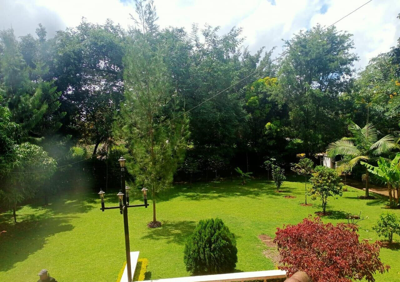 Half Acre 4BR Haven at KSh 350K