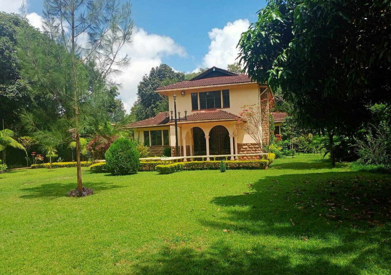 Half Acre 4BR Haven at KSh 350K
