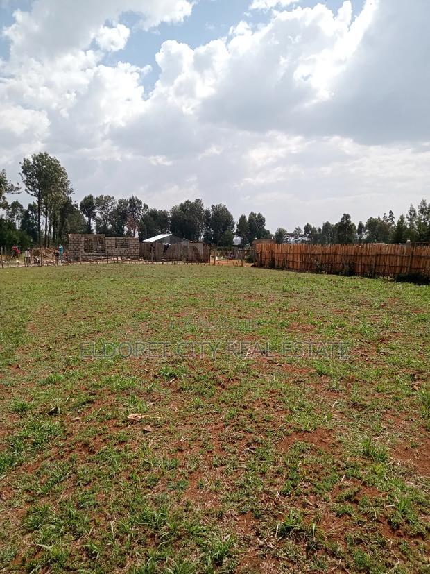 1/4 Plot Outspan Good for Residential