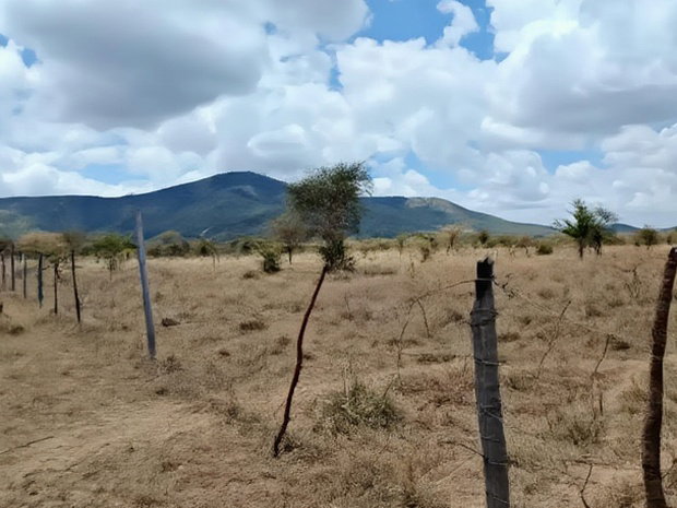 100 Acres Sultan Hamud Makueni