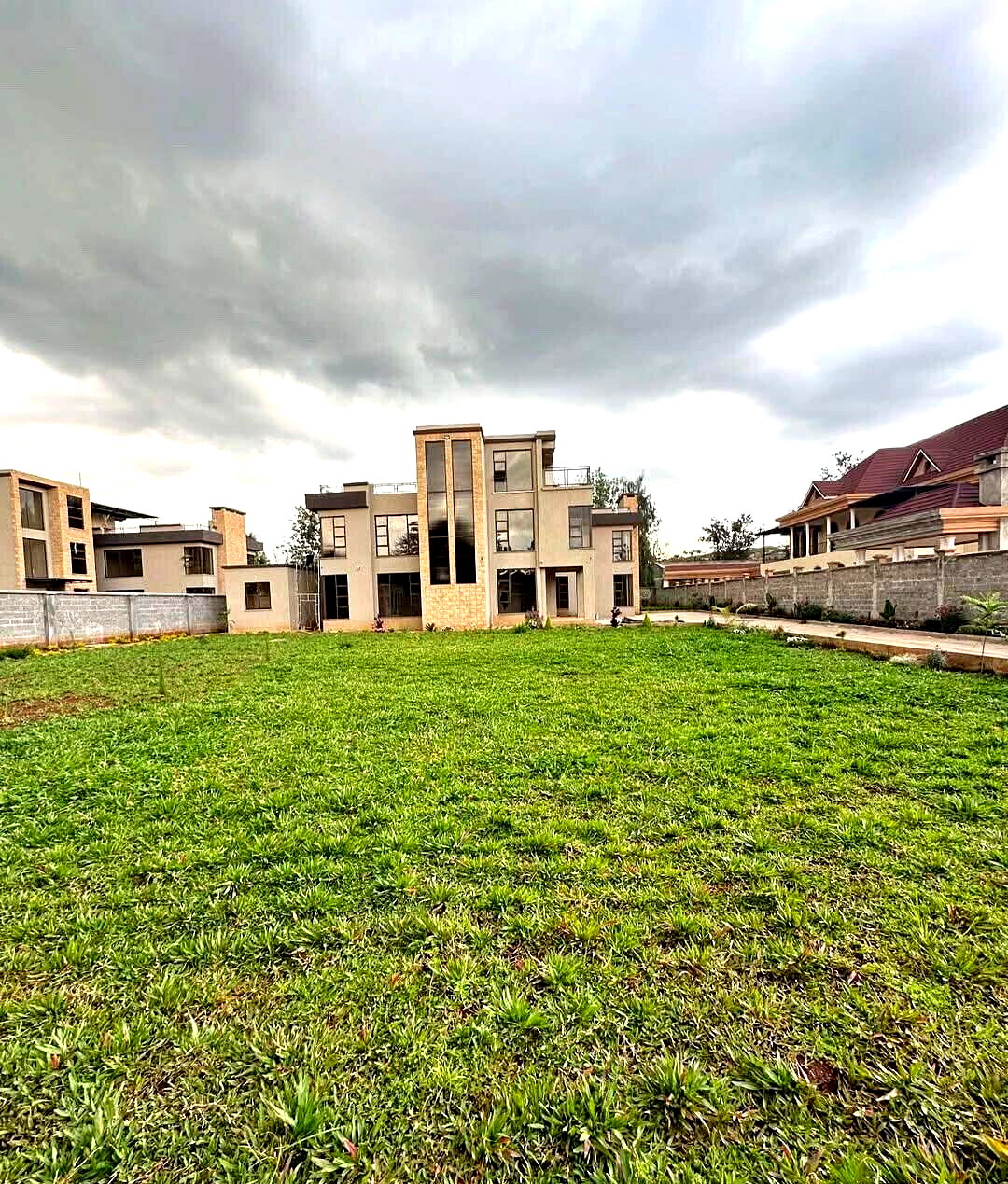 New 5-Ensuite Townhouse on Half-Acre with DSQ – Karen Gated Community