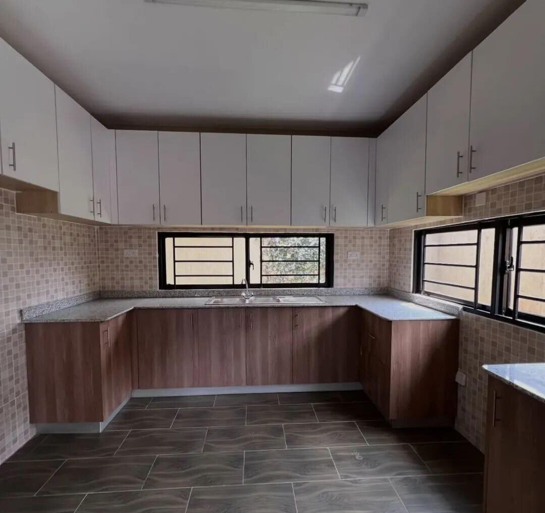 3BR Townhouse with DSQ & Private Garden - Lower Kabete