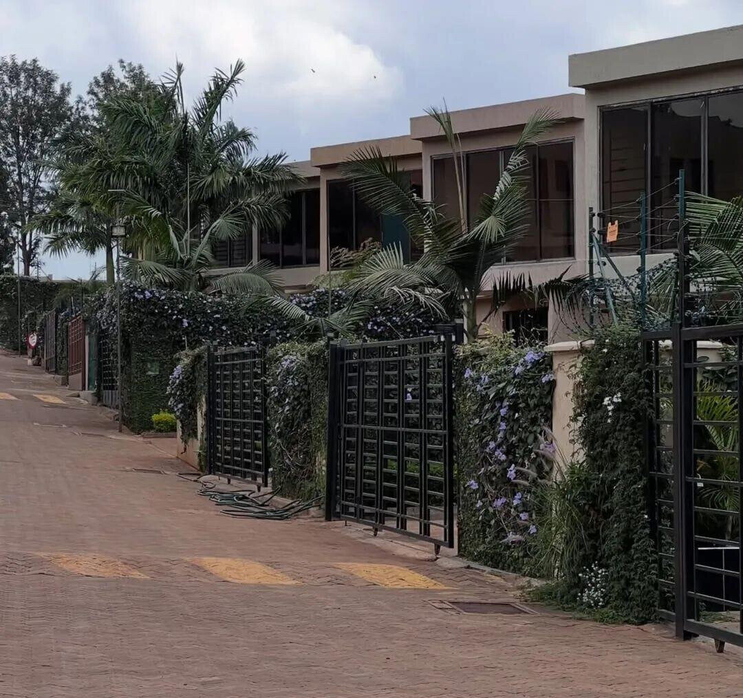 3BR Townhouse with DSQ & Private Garden - Lower Kabete