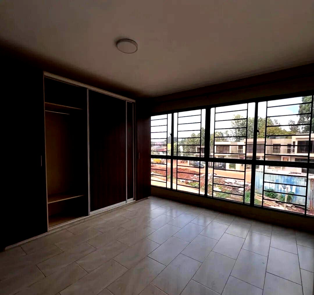 3BR Townhouse with DSQ & Private Garden - Lower Kabete
