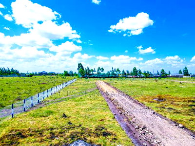 Katani Plots Under 2M - Image 1
