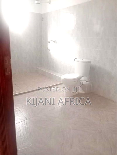 5bdrm Maisonette in Juja for rent - Image 7