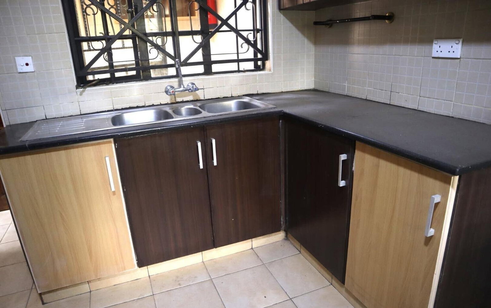 4BR Townhouse with DSQ & Lush Gardens - Lavington