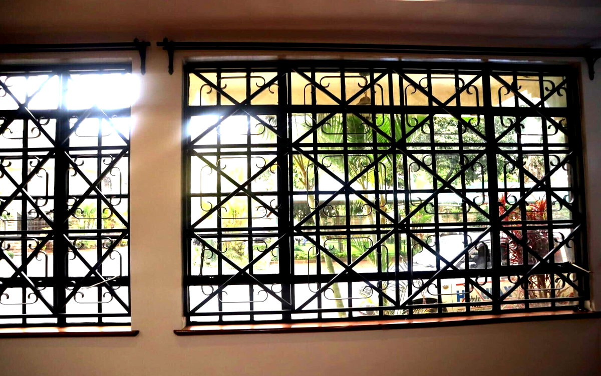 4BR Townhouse with DSQ & Lush Gardens - Lavington