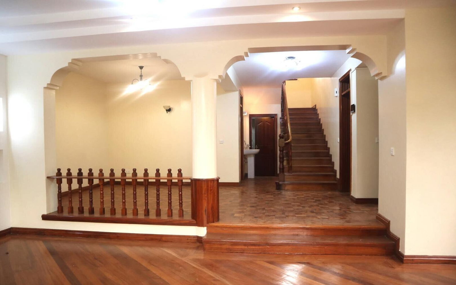 4BR Townhouse with DSQ & Lush Gardens - Lavington