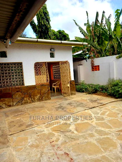 3bdrm Bungalow in Kiembeni, Bamburi for Sale - Image 2
