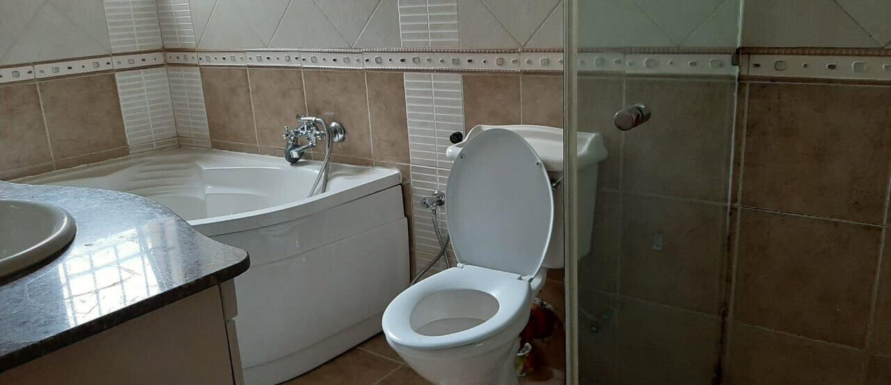 4BR Townhouse with DSQ & Communal Pool - Westlands