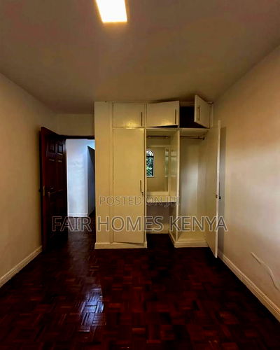 4bdrm Townhouse / Terrace in Lavington Green for rent - Image 7
