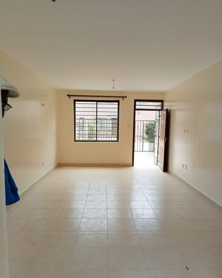 4BR Townhouse with DSQ & Rental Income - Syokimau