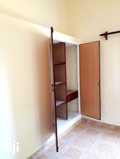 3bdrm Bungalow in Mtwapa for sale - Image 4