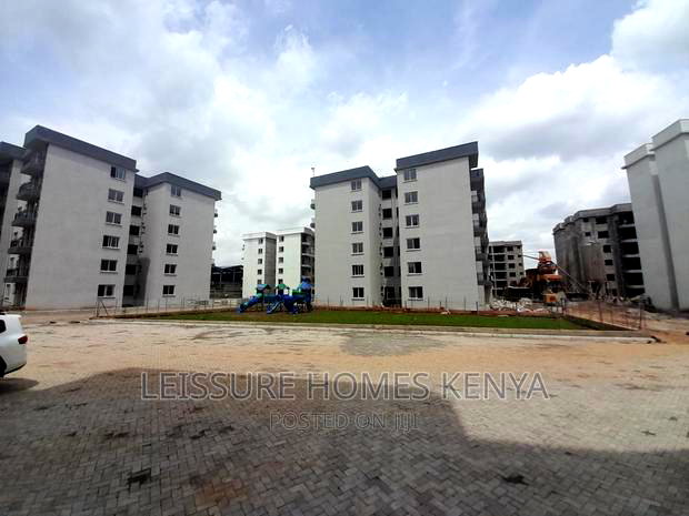3bdrm Apartment in Gateway Mall Area for sale
